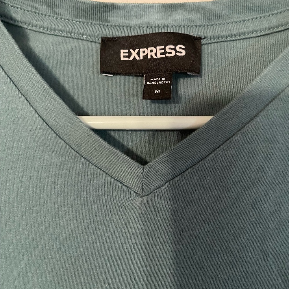 Express - Picture 2 of 3